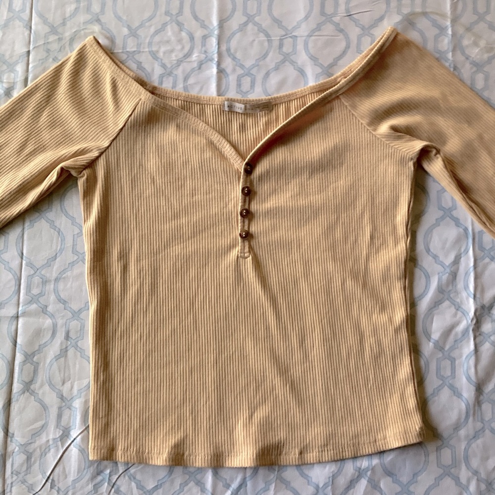 yellow long sleeved top!